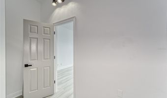 5718 SEA TURTLE Pl, Apollo Beach, FL 33572