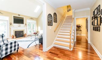 1403 River Pointe Dr, Albany, GA 31701