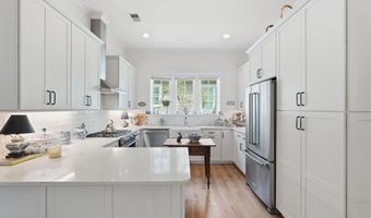 65 Sweet Olive Dr, Beaufort, SC 29907