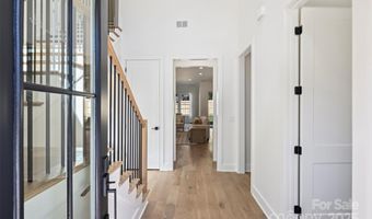 1421 Winston Dr, Charlotte, NC 28205