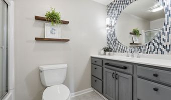 4400 Laurel Oak Dr, Allison Park, PA 15101