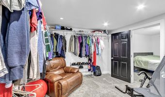 3117 DOUGLAS St, Cheyenne, WY 82009