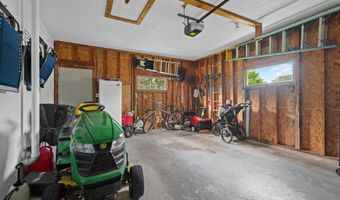 405 W GREENFIELD Ave, Algoma, WI 54201