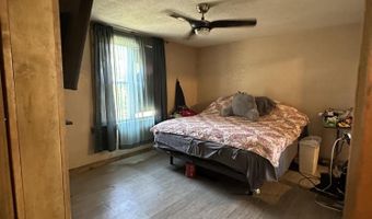 111 W Lee St, Aurora, MO 65605