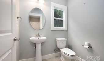 29 Crayton Park Dr, Asheville, NC 28803