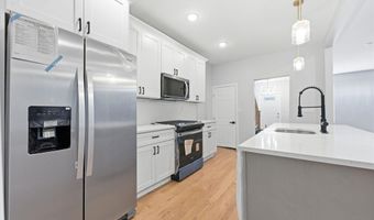 429 KENNEDY Blvd, Bayonne, NJ 07002