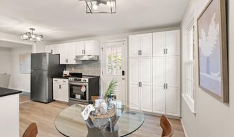 5141 BRADFIELD Dr, Annandale, VA 22003