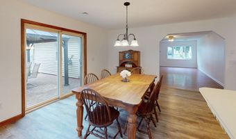 20 Hickory St, Danbury, CT 06810