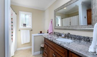 17219 Village 17, Camarillo, CA 93012
