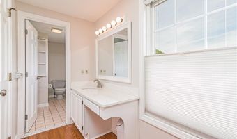 15 Caraway Dr, Johnston, RI 02919