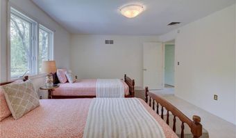 23 Pine Top Rd, Barrington, RI 02806