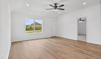 8056 Chesapeake Trl, Bauxite, AR 72011