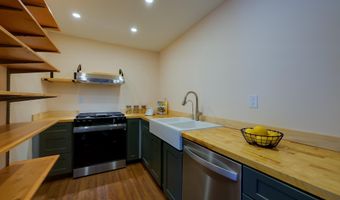 10303 45TH Pl 1, Beltsville, MD 20705