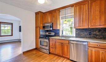 140 Lexington Ave, North Providence, RI 02904