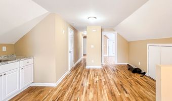 63 Eaton St 3, Bridgeport, CT 06604
