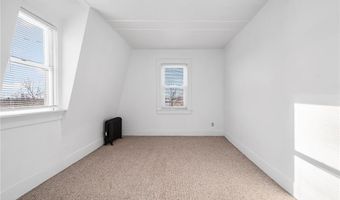 222 Second St, East Providence, RI 02865