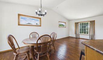 816 E Pine St, Brandon, SD 57005