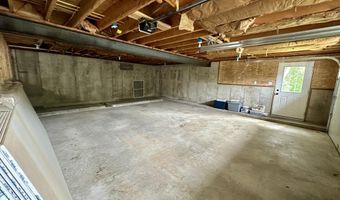 1315 S Belfast Ave, Augusta, ME 04330