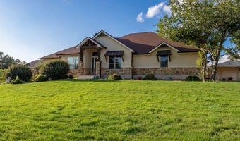 1009 Bluebonnet Ln, Adkins, TX 78101