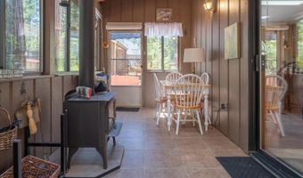 677 Saint Andrews Dr, Arnold, CA 95223