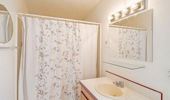 850 Parkway Dr #79, Blackfoot, ID 83211