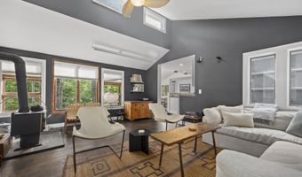 46 E Pond Lilly Rd, Ancram, NY 12502