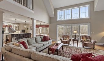 15 Orchard Blossom Rd, Windham, NH 03087