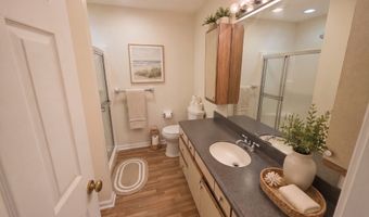 136 Deer Hill Ave 308, Danbury, CT 06810