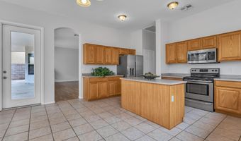 790 W CHERRYWOOD Dr, Chandler, AZ 85248