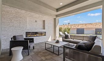 82 Glade Hollow Dr, Las Vegas, NV 89135