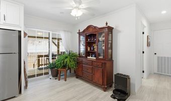 38 Oak Ridge Ln, Bennington, VT 05201