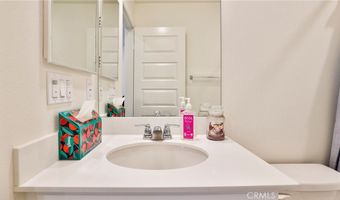 712 N Ethan Way, Anaheim, CA 92805