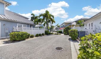5401 CAFREY Pl, Apollo Beach, FL 33572