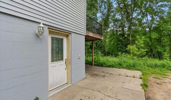8945 Vergennes St SE, Ada, MI 49301