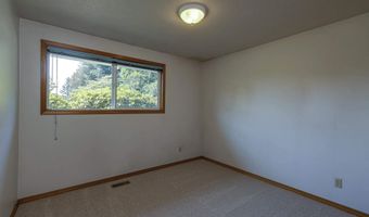 19565 SW Southview Pl, Aloha, OR 97078