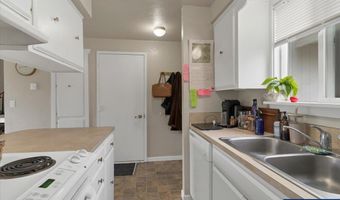 3426 Marion 1 2 3 St SE, Albany, OR 97322
