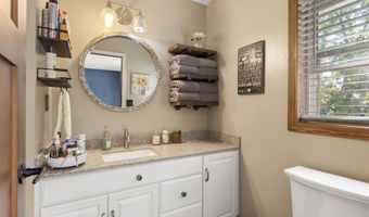 W2429 HOLLY Lane, Appleton, WI 54915