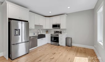 128 Saddle Ridge Dr, Alexander, NC 28701
