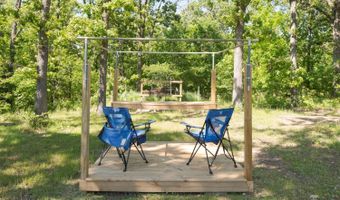 8319 SE Prairie Rd, Baxter Springs, KS 66713