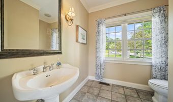 3 Baldwin Ln, Bedford, NH 03110