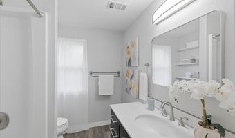 3630 CIRCLE Dr, Albany, OR 97322