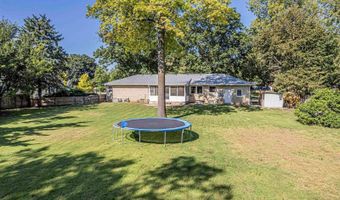 111 Moyne Dr, Abilene, KS 67410