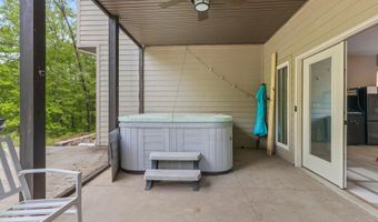 39403 State Route 689, Albany, OH 45710