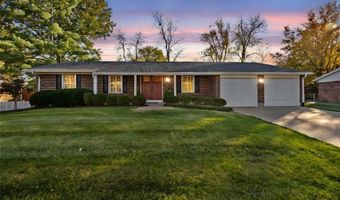 114 Breezeview Dr, Ballwin, MO 63021