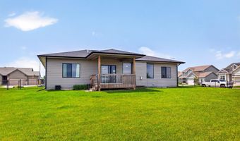 3817 NW Beechwood St, Ankeny, IA 50023