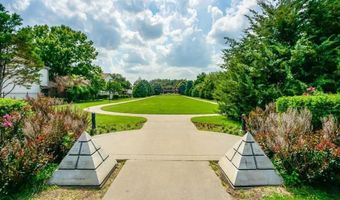 17084 Knots Lndg, Addison, TX 75001