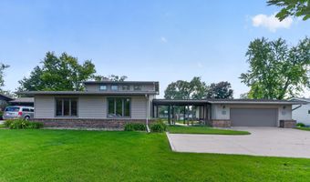 2017 Duff Ave, Ames, IA 50010