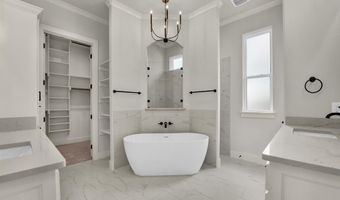 313 Wrangler Ct, Weatherford, TX 76085