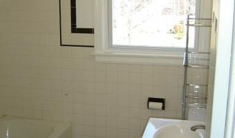 925 CHESTNUT HILL Ave, Baltimore, MD 21218