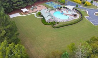 62 Applewood Ln, Acworth, GA 30101